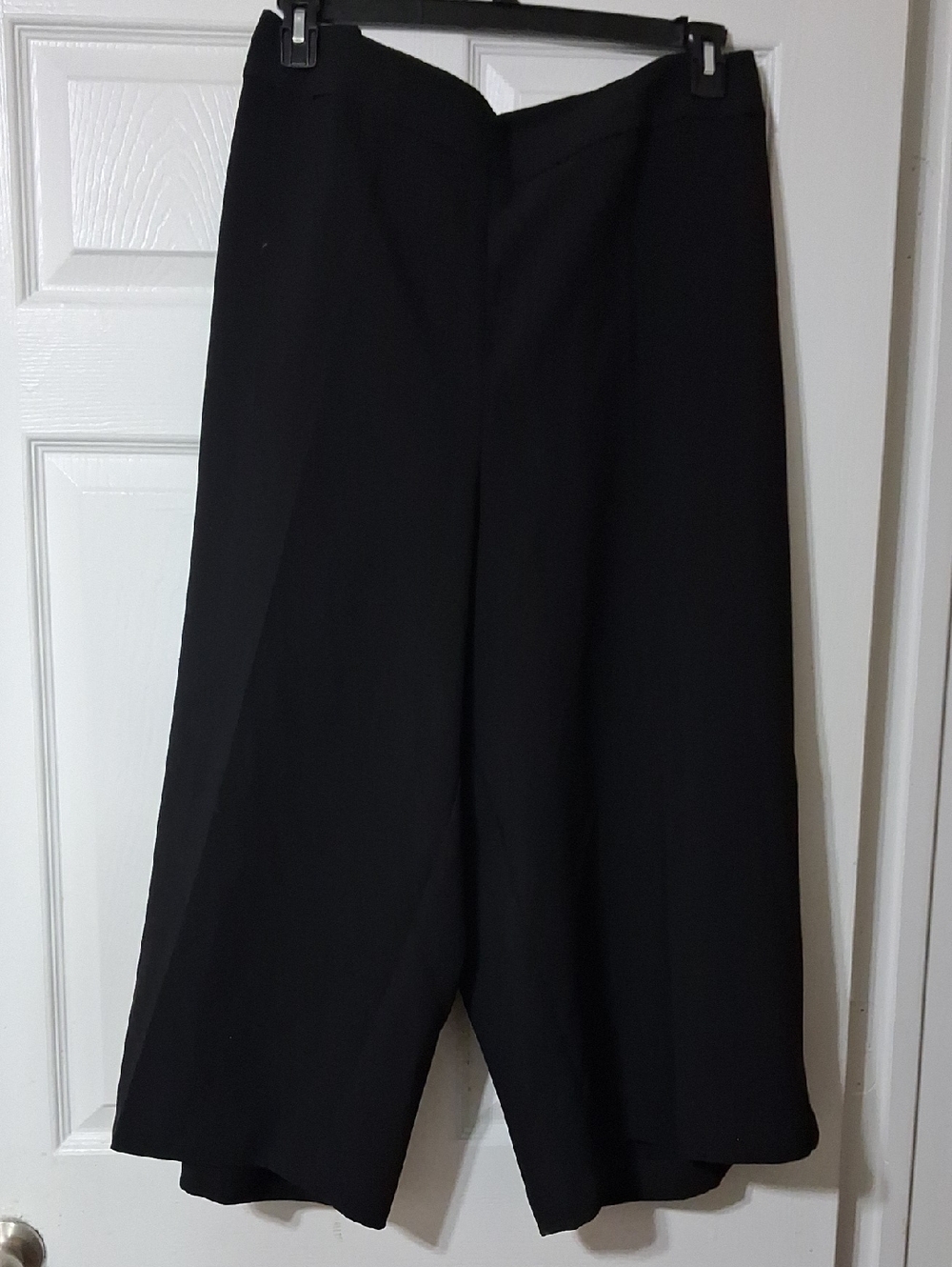 LOFT Plus Black Wide-Leg Culottes